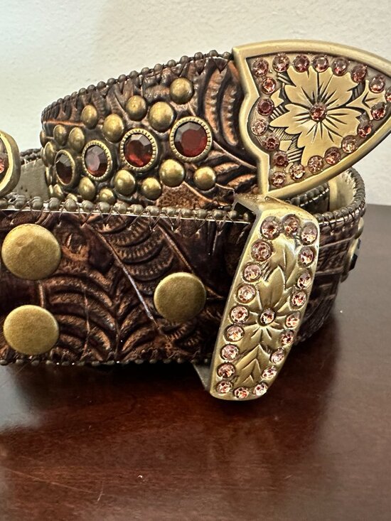 Women’s Brown Western Studded Belt, LeatherAdjustable Brass Buckle, Size L main image 9